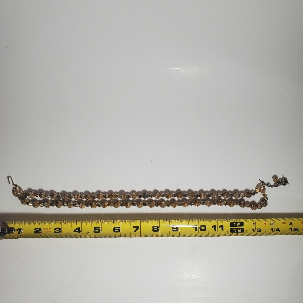 Vintage TRFARI Double Strand Gold Tone Textured and Faceted Beaded Necklace - Picture 4 of 6